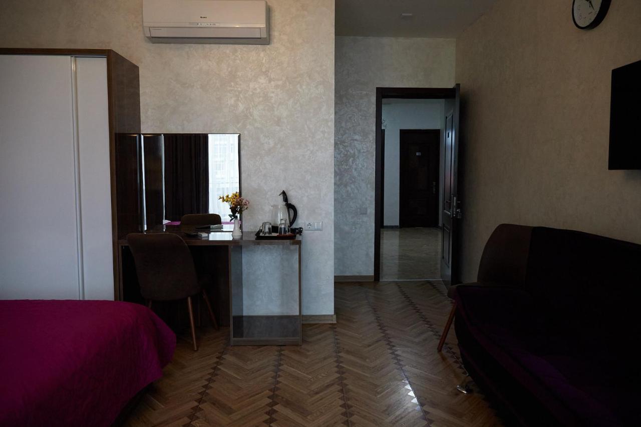 Hotel Lord Batumi Eksteriør billede